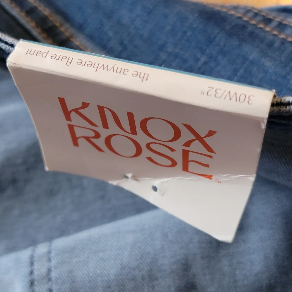 Knox Rose | The Anywhere Flare Pant | Plus Size High-rise - Picture 14 of 16